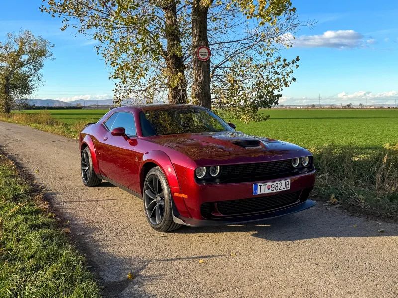 Dodge Challenger R/T 6.4 V8 Scat Pack